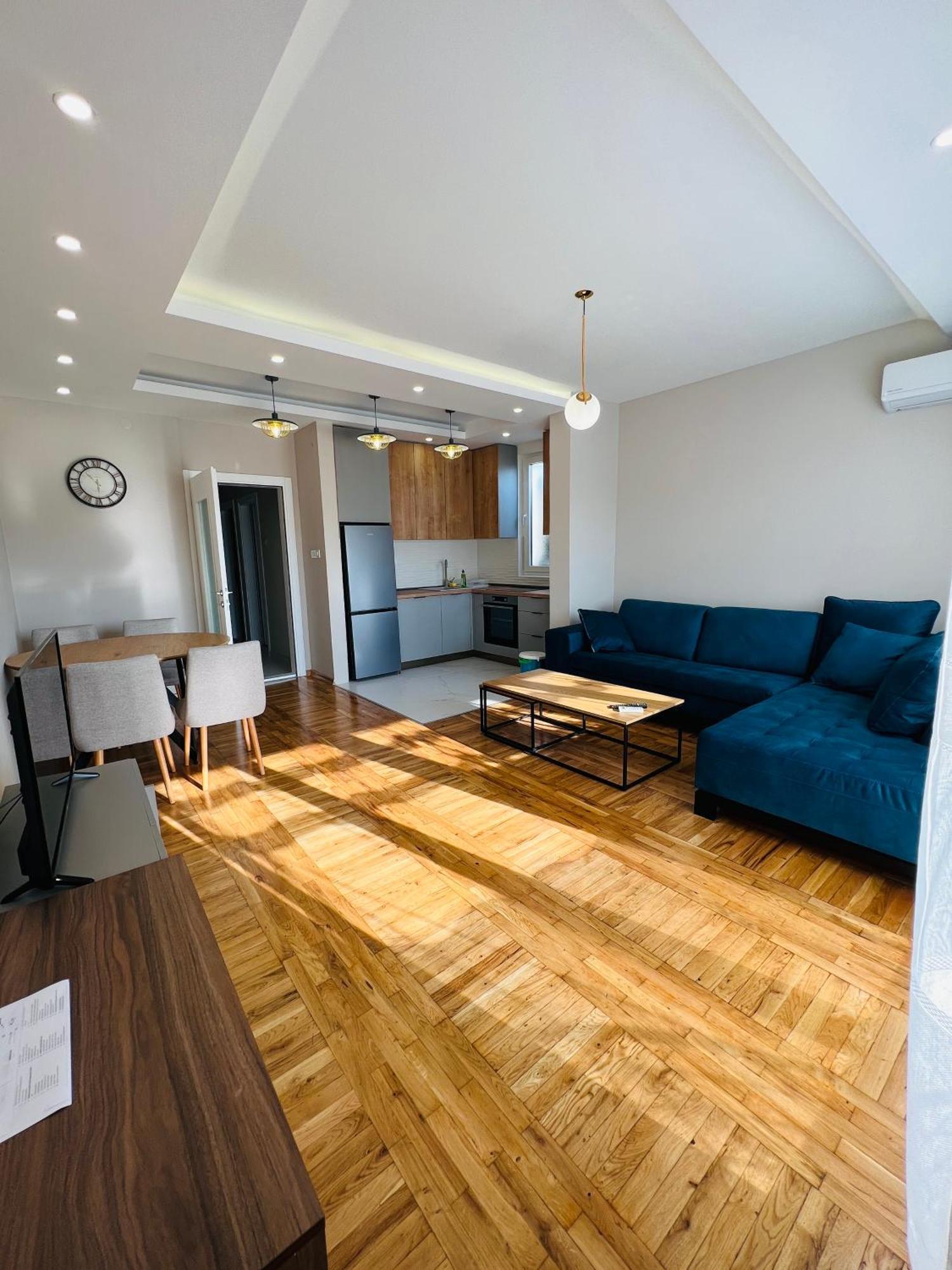 Apartment Luxury Explorer Подгориця Екстер'єр фото