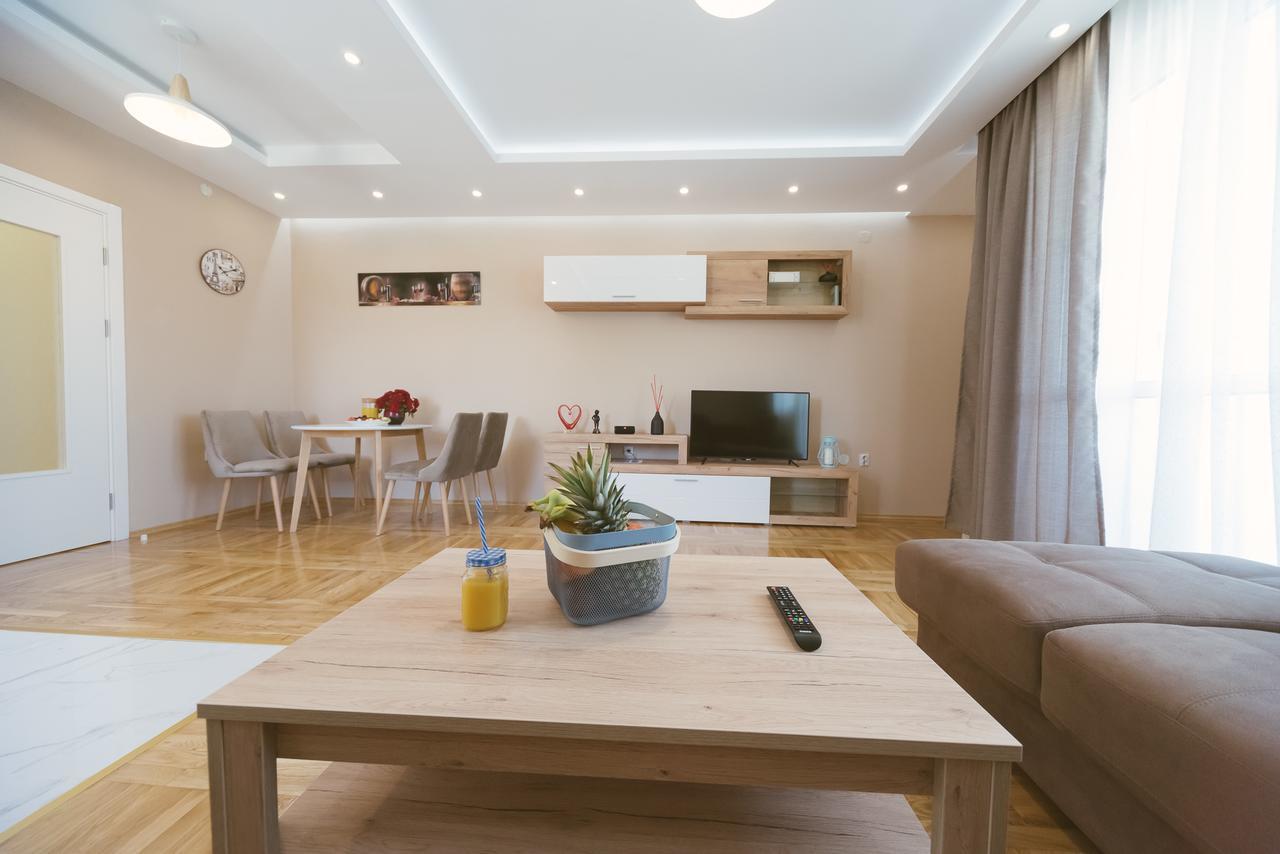 Apartment Luxury Explorer Подгориця Екстер'єр фото